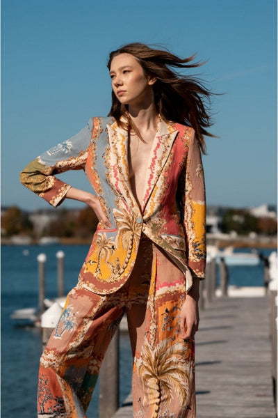 Maximalism vs. Minimalism: Spring/Summer 2025 Fashion Showdown