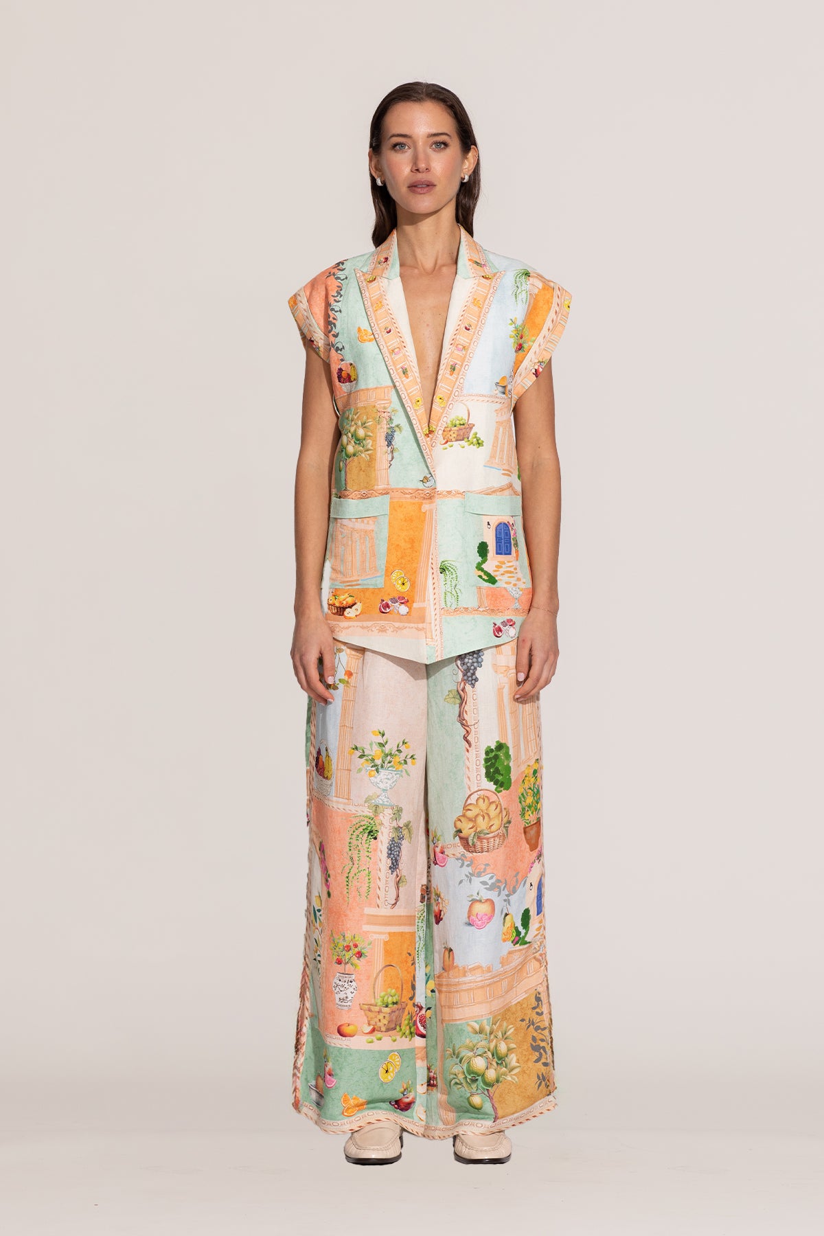 Arista Sleeveless Jacket & Pants