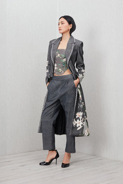 Aruma Overcoat