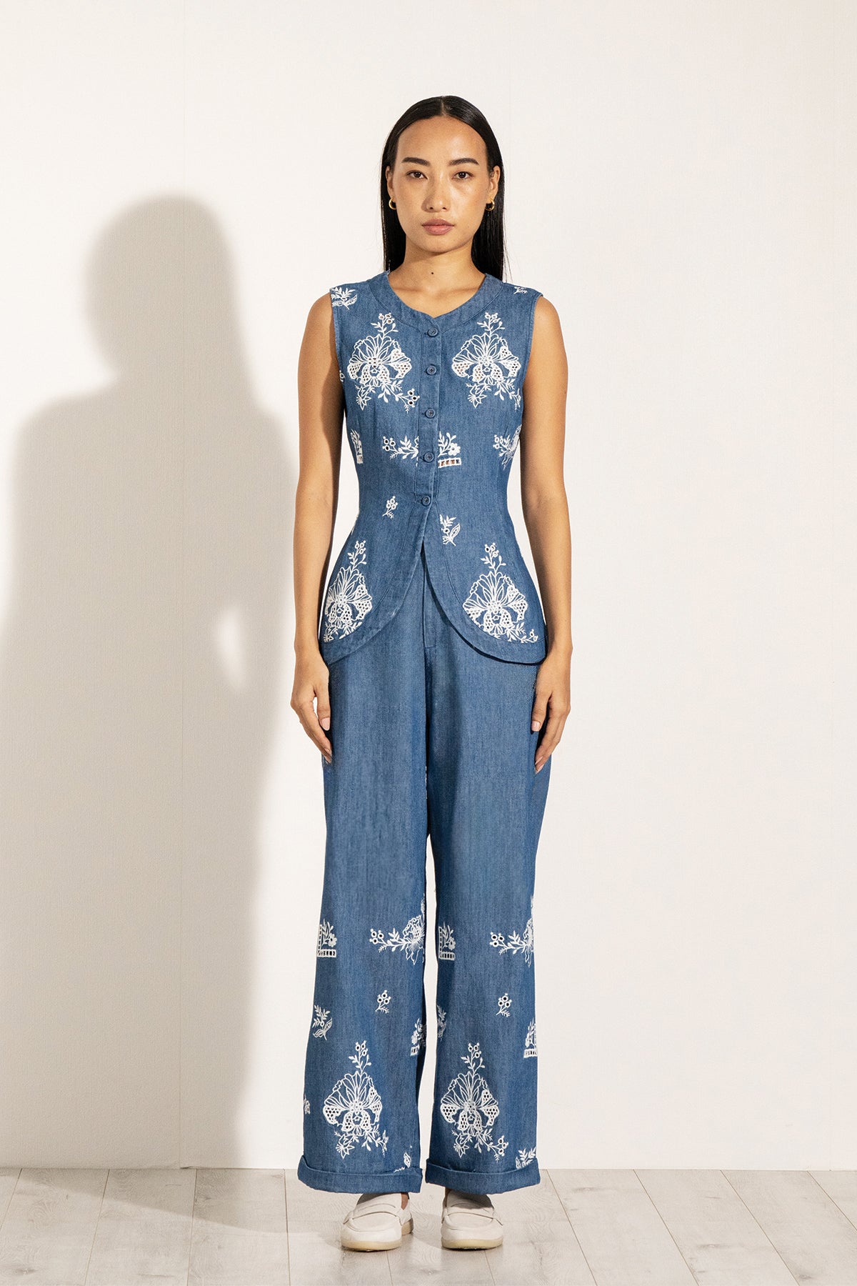 Taro Sleeveless Waist Coat