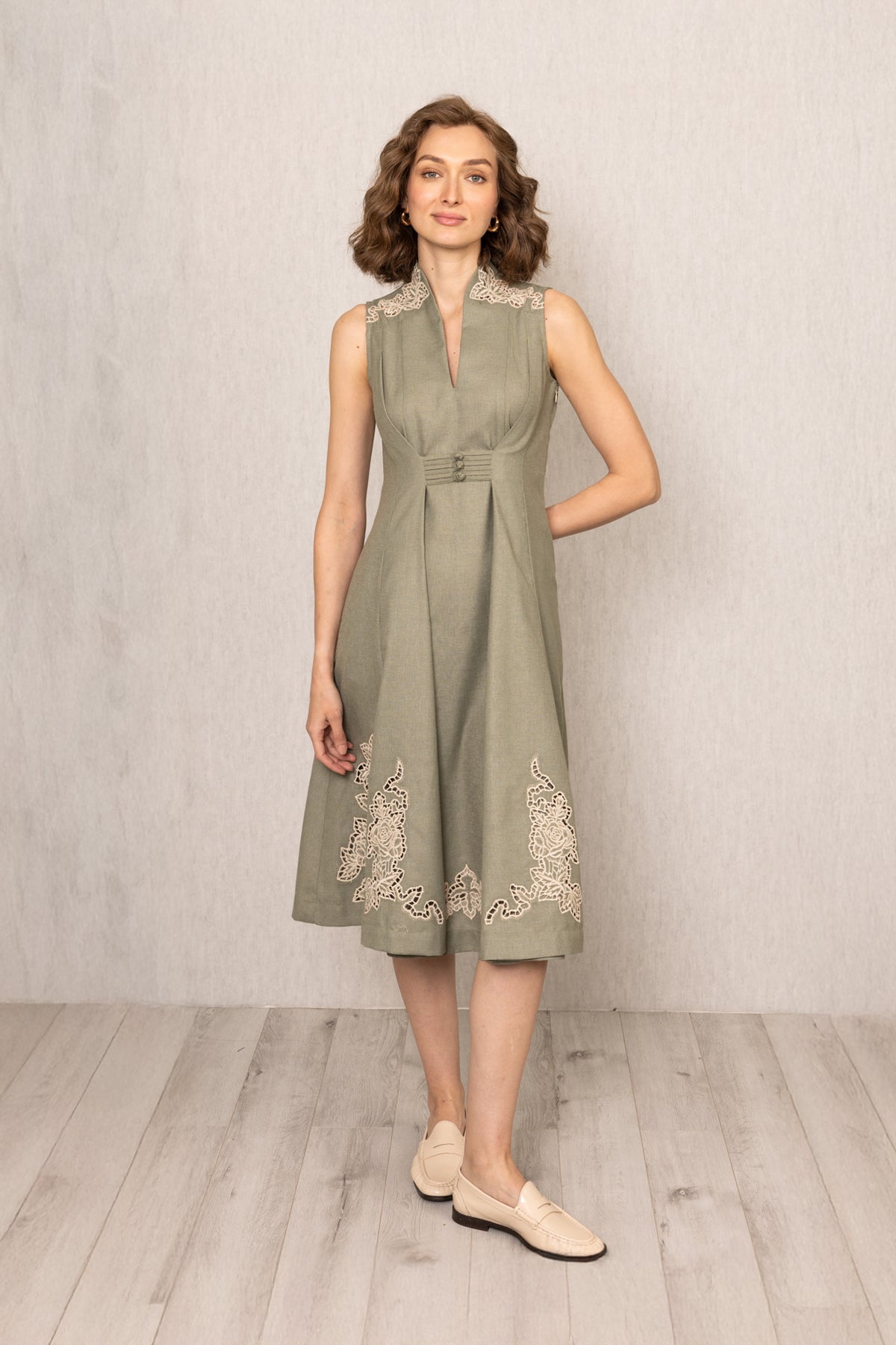 Lima Sleeveless Midi Dress