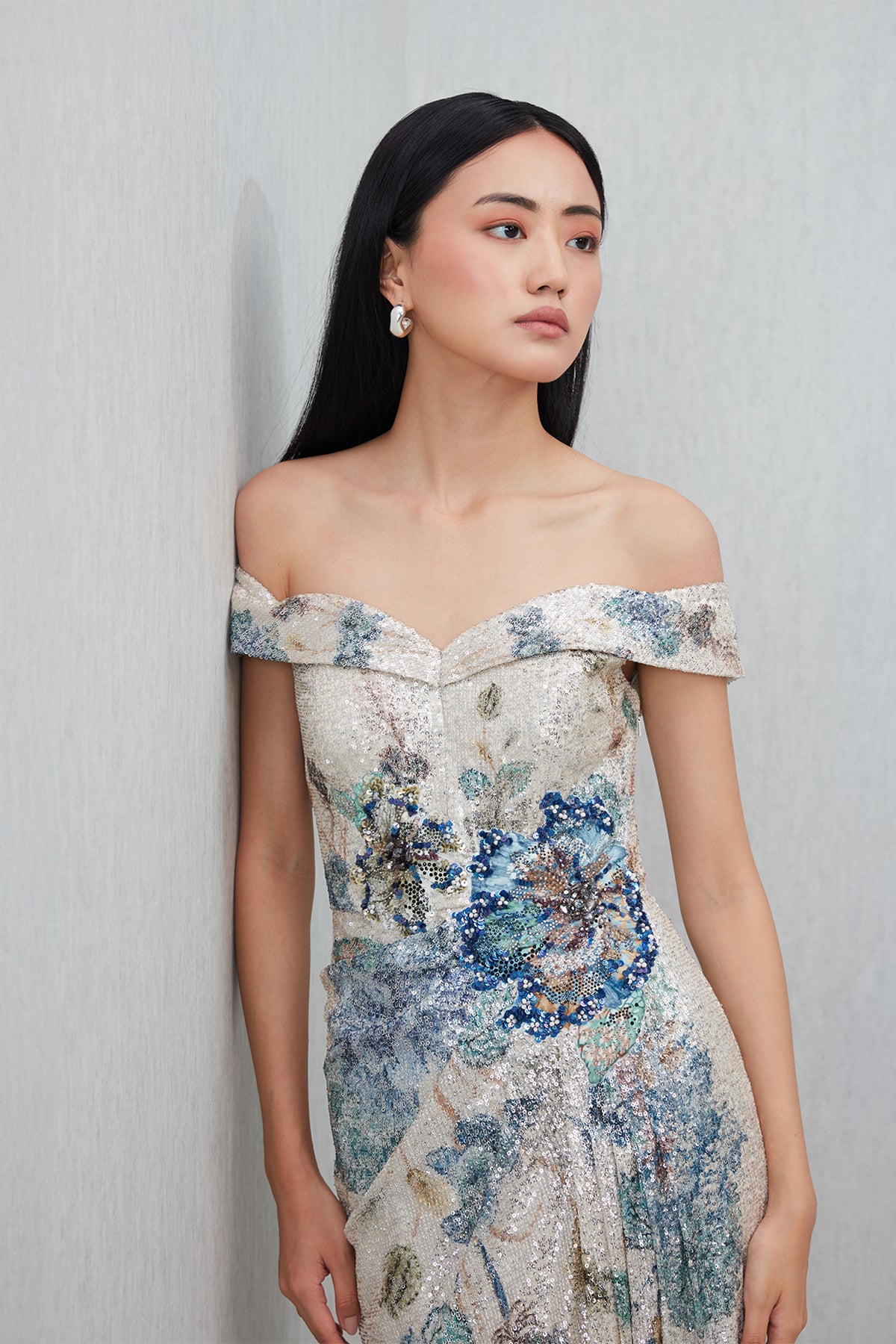 Valestra Gown