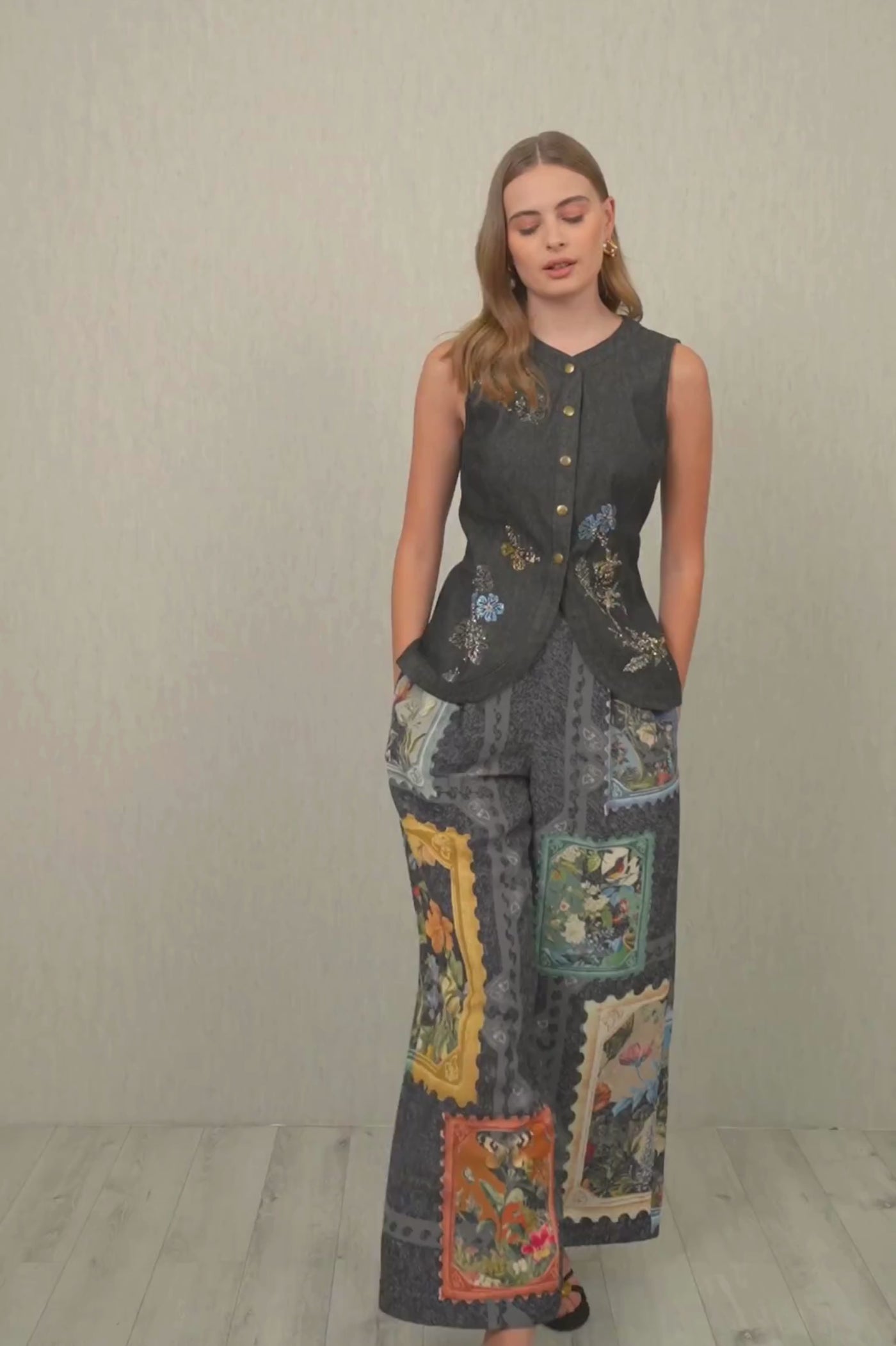 Aster Sleeveless Waist Coat