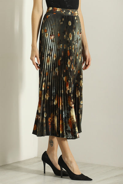 Lunara Pleated Skirt Set