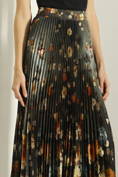 Lunara Pleated Skirt Set