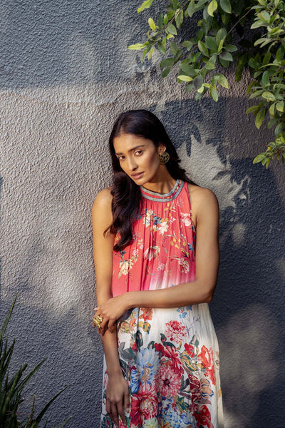 Hanna Khan in Amelia Dress